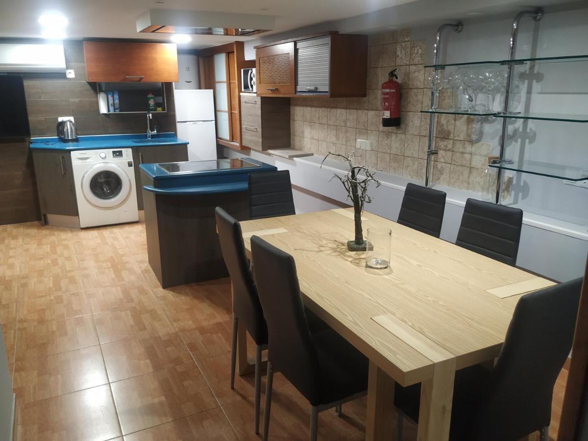 Apartamentos Deluxe Barajas Madrid Eksteriør billede