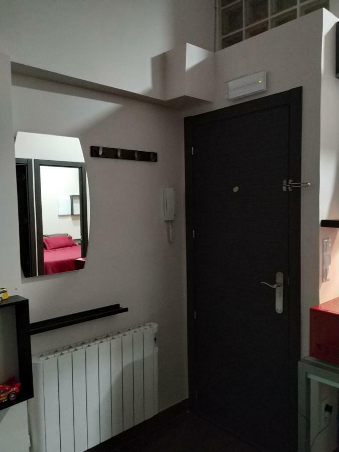 Apartamentos Deluxe Barajas Madrid Eksteriør billede